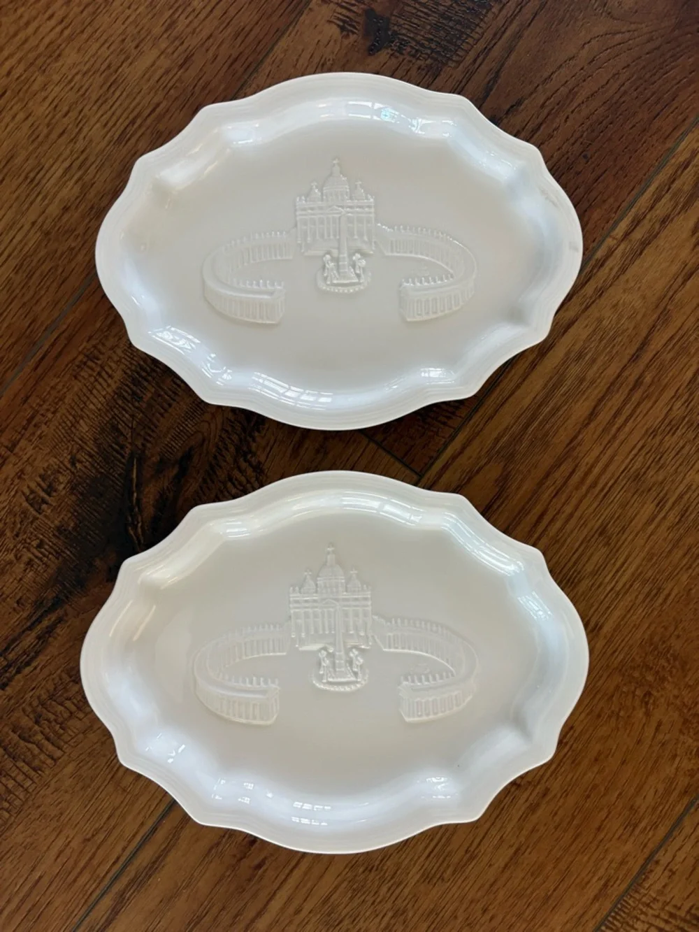 Set of 2 St. Peter’s Basilica Souvenir Plates | Vatican Decorative Wall Plates